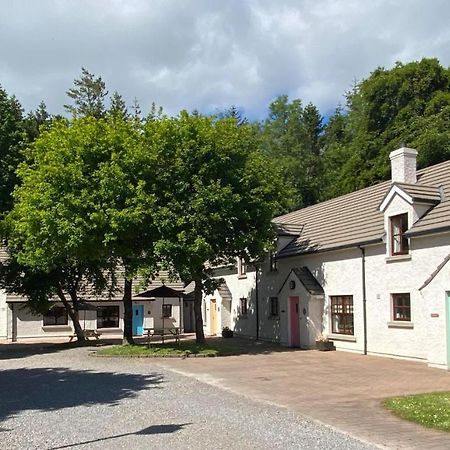 Tully Mill Cottages Bellanaleck 外观 照片